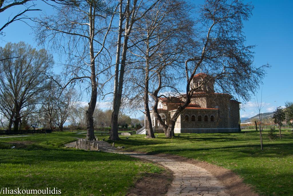 Yannis Hotel Krinídhes Exterior foto